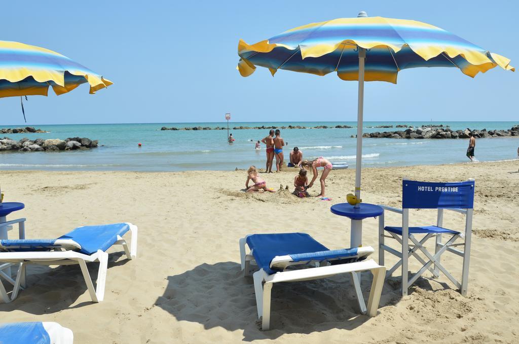 Hotel Prestige Montesilvano Marina Екстериор снимка
