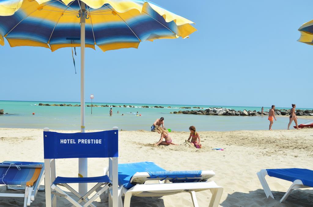 Hotel Prestige Montesilvano Marina Екстериор снимка